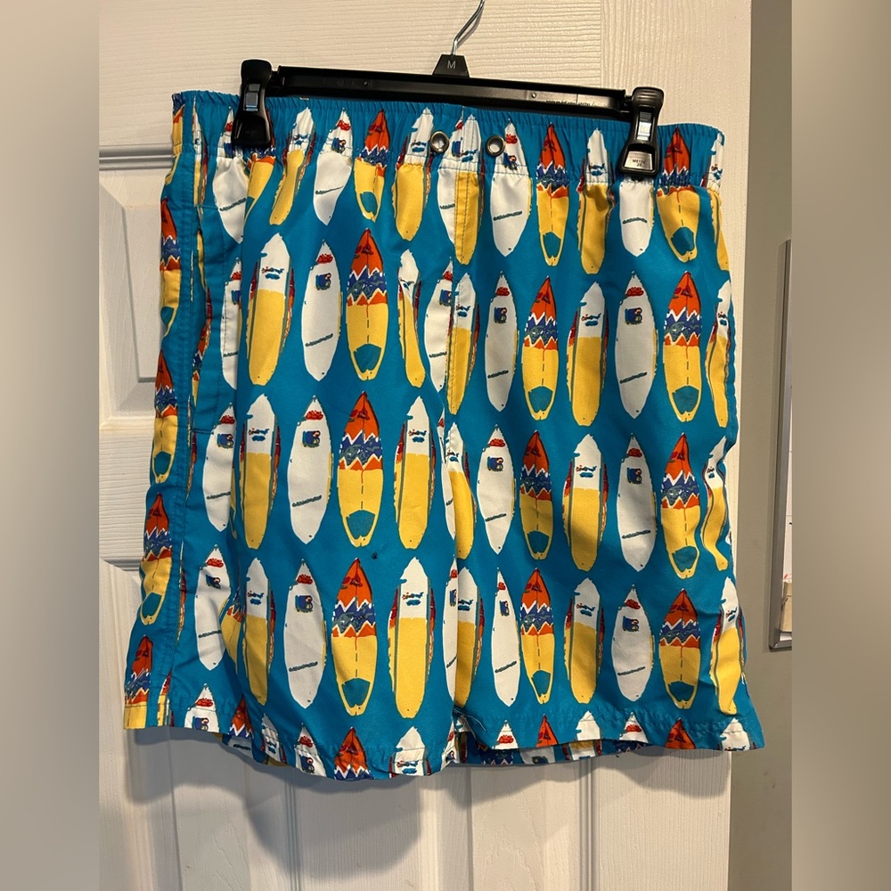 Men’s medium swim trunks